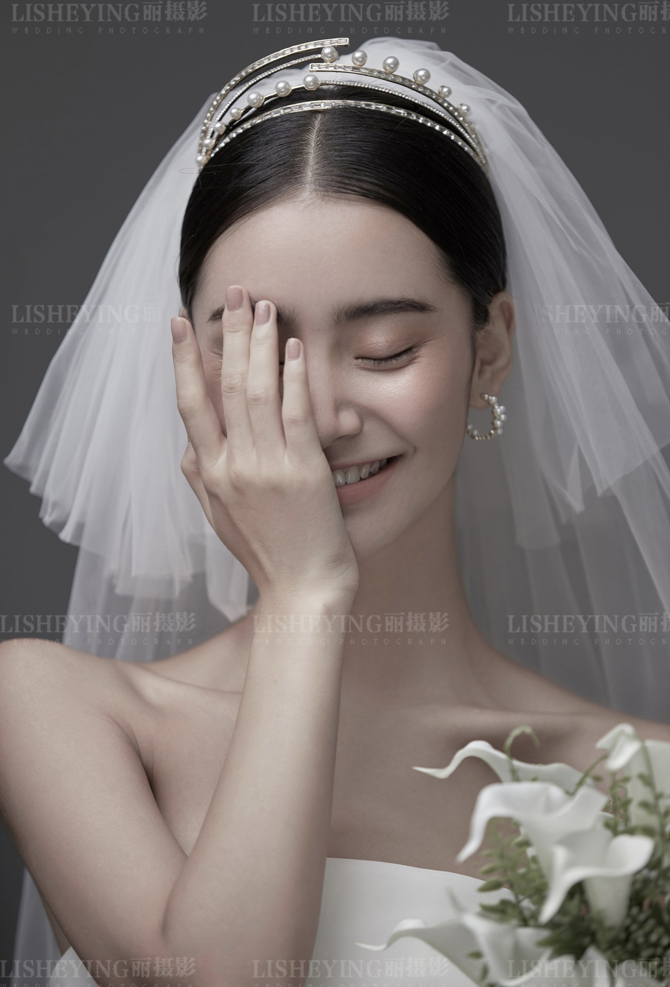 灰白经典